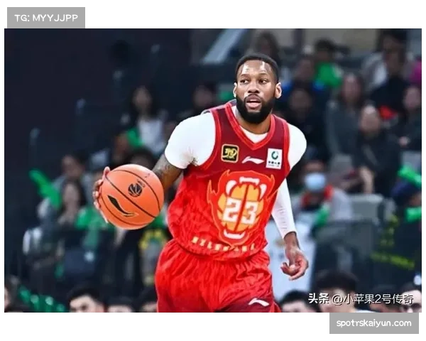 青岛队韦瑟斯庞高位挡拆成核心战术 年轻阵容冲击力成优势