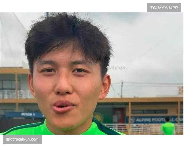 谢文能危险飞铲染红 山东泰山中场心态失衡受罚